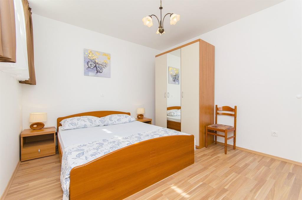 Apartment Darko Podstrana Eksteriør bilde